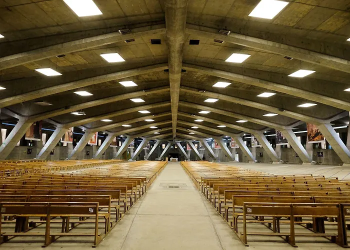 ホテル Albion ルルド